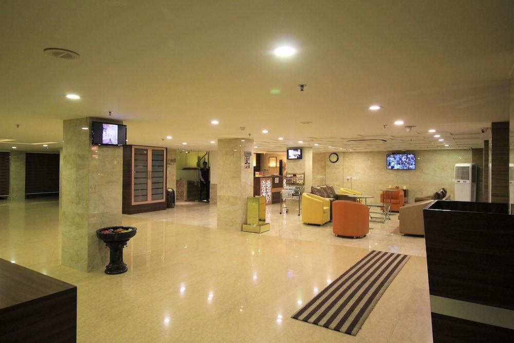 Hotel Golden Grand Delhi  Exterior foto
