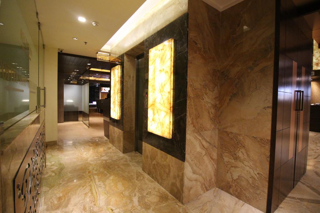 Hotel Golden Grand Delhi  Exterior foto